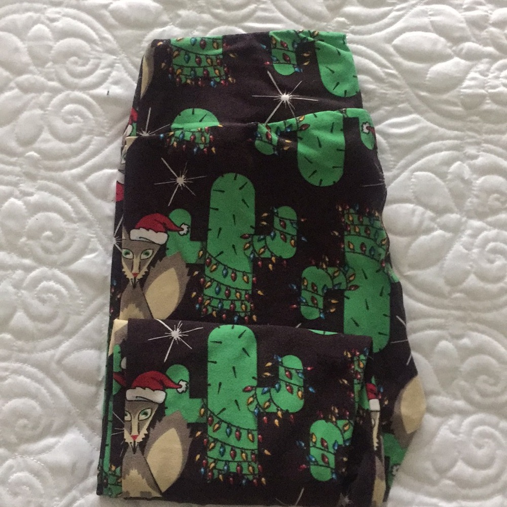 Lularoe Christmas Cactus leggings